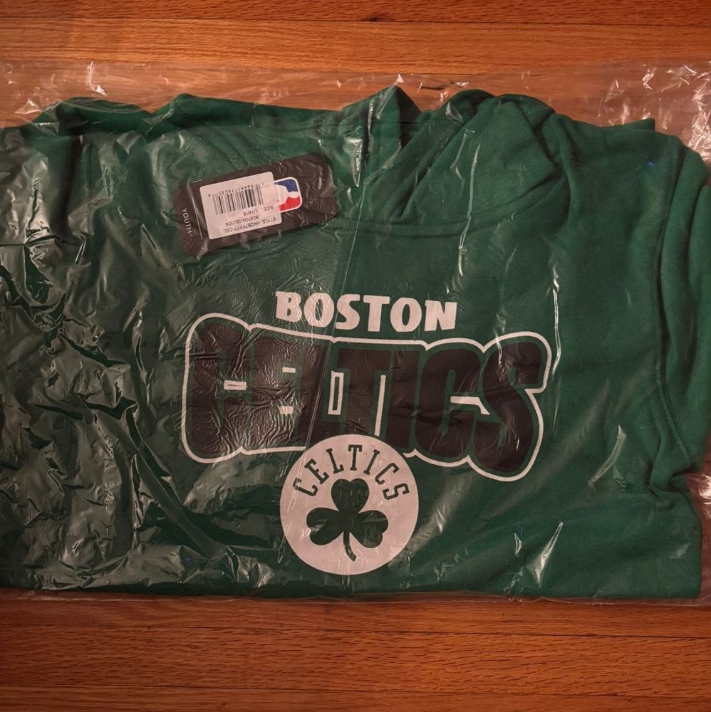 CELTICS HOODIE
